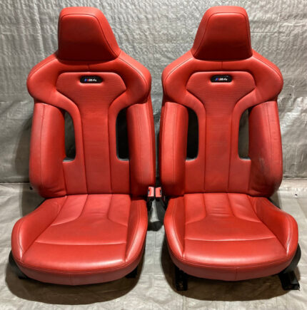 BMW F82 M4 Competition Seats