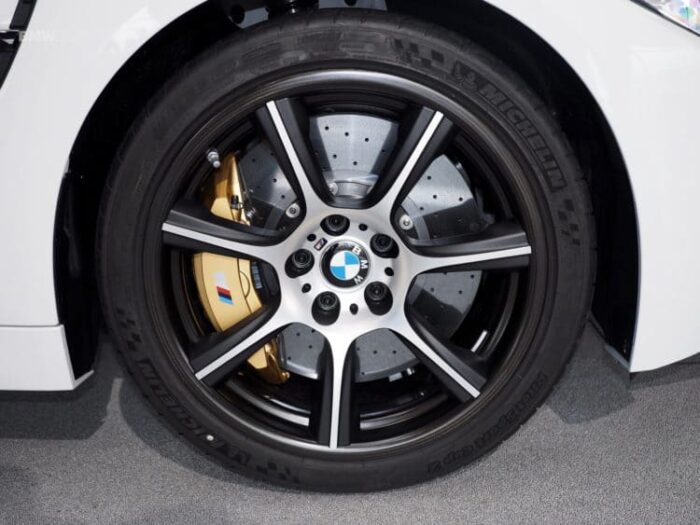 BMW M4 GTS Carbon Wheels